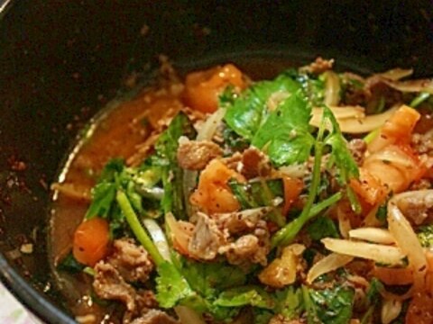 香味野菜たっぷり☆牛肉のタイ風サラダ